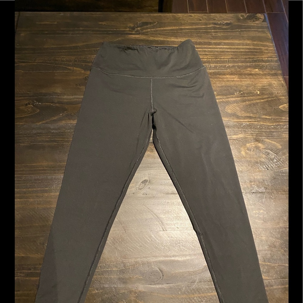 Pink Ultimate legging.